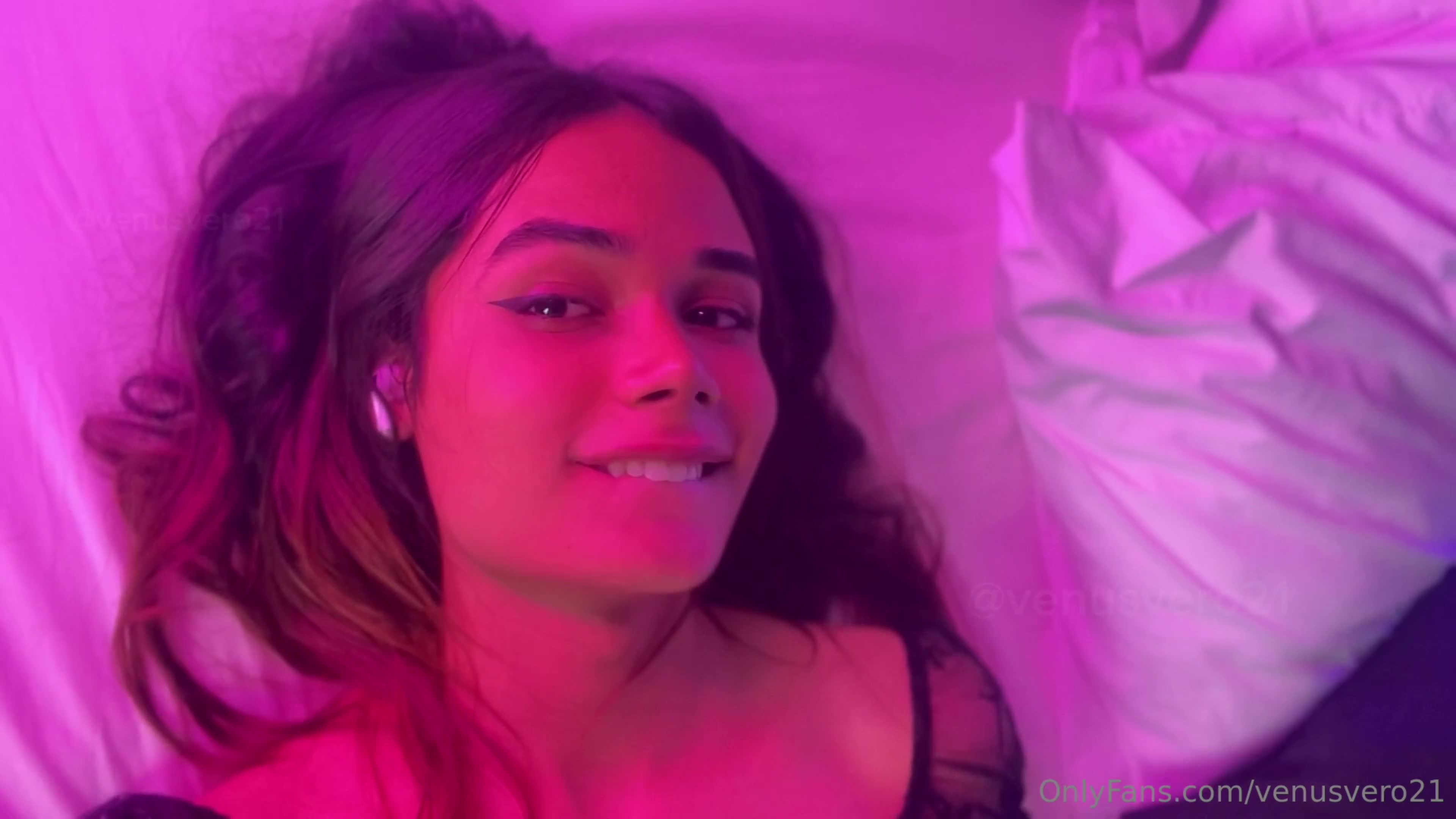 Venusvero21 in venusvero21 featuring kleine titten,solo,abspritzen,selbstbe...